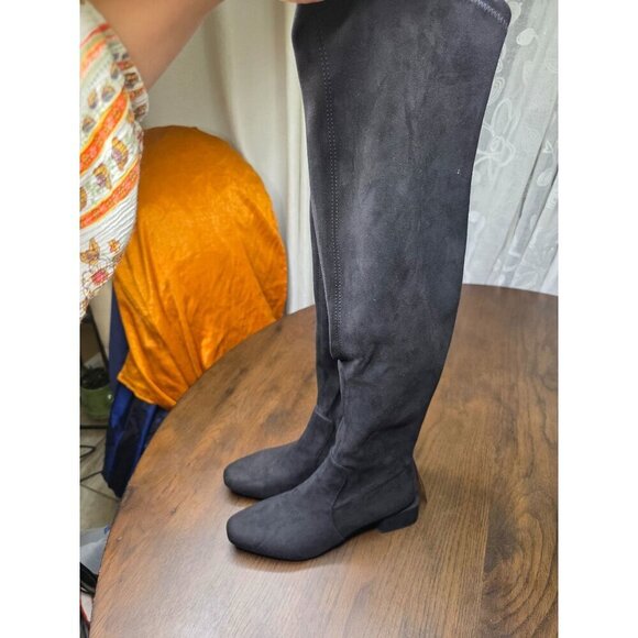 Chelsea & Violet Size 6.5 M Black Over the Knee Boots Retro New - Picture 1 of 16